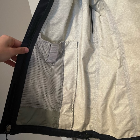 The north face womens rain jacket - Picture 5 of 5